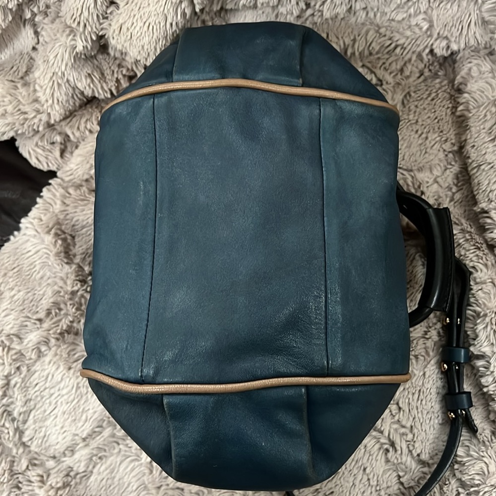 CHLOE Two Way Hand/Crossbody bag in Blue - the only every day bag you will need - Picture 9 of 17